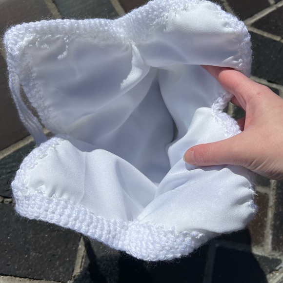 Hand Crocheted Lined Purple Flower White Tote Bag! - Picture 10 of 13